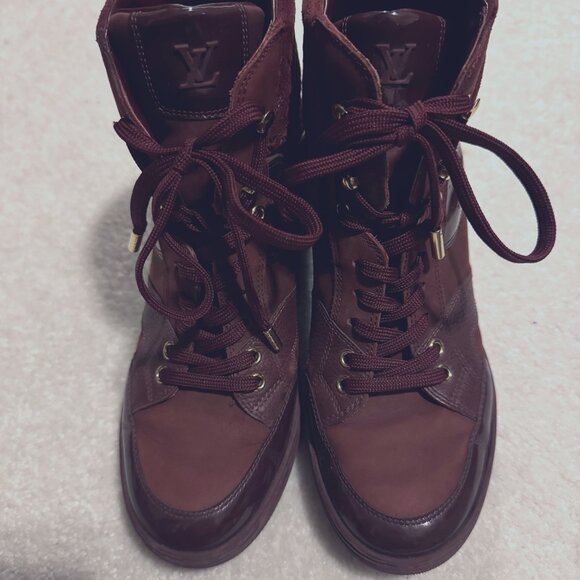 Louis Vuitton burgundy cliffhanger wedge sneakers 6 cm internal wedge - Picture 2 of 16